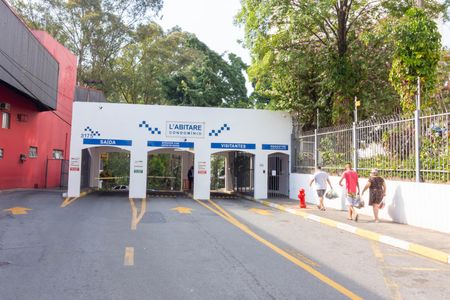 Apartamento para alugar com 60m², 2 quartos e 1 vaga Apartamento para alugar com 60m², 2 quartos e 1 vagaFachada