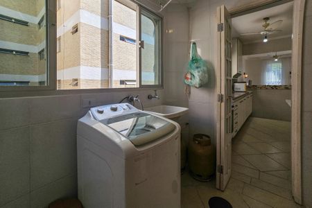 Apartamento para alugar com 110m², 3 quartos e 1 vagaÁrea de Serviço