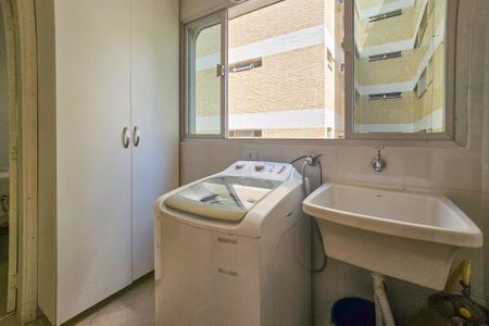 Apartamento para alugar com 110m², 3 quartos e 1 vagaÁrea de Serviço