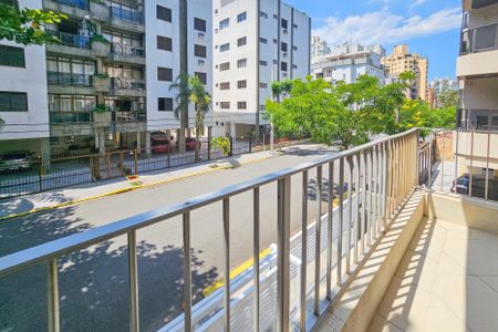 Apartamento para alugar com 110m², 3 quartos e 1 vagaVaranda - Quarto 2