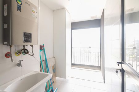 Apartamento para alugar com 70m², 3 quartos e 1 vagaÁrea de Serviço 