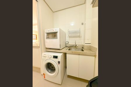 Apartamento para alugar com 87m², 3 quartos e 1 vagaÁrea de Serviço