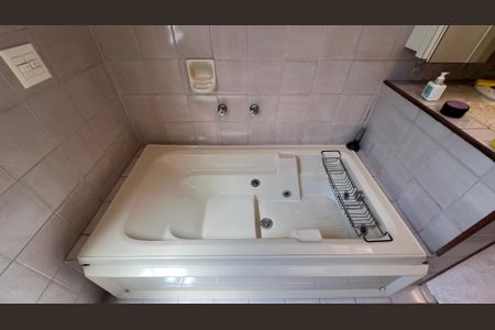 Apartamento à venda com 291m², 3 quartos e 2 vagasBanheiro da Suíte