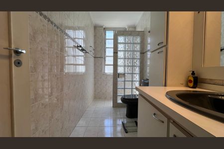 Apartamento à venda com 291m², 3 quartos e 2 vagasBanheiro
