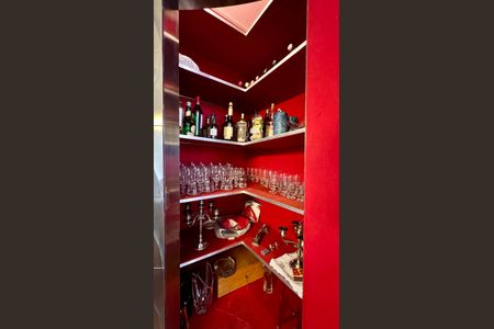 Apartamento à venda com 291m², 3 quartos e 2 vagasDetalhe da sala de jantar