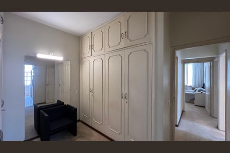 Apartamento à venda com 291m², 3 quartos e 2 vagasCloset da suíte