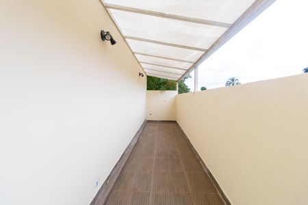 Casa de condomínio para alugar com 92m², 2 quartos e 2 vagas Casa de condomínio para alugar com 92m², 2 quartos e 2 vagasÁrea de Serviço