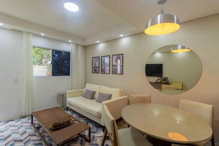 Casa de condomínio para alugar com 92m², 2 quartos e 2 vagas Casa de condomínio para alugar com 92m², 2 quartos e 2 vagasSala