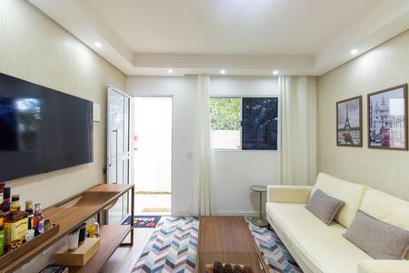 Casa de condomínio para alugar com 92m², 2 quartos e 2 vagas Casa de condomínio para alugar com 92m², 2 quartos e 2 vagasSala