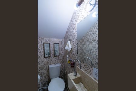 Casa de condomínio para alugar com 92m², 2 quartos e 2 vagas Casa de condomínio para alugar com 92m², 2 quartos e 2 vagasLavabo