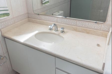 Apartamento à venda com 107m², 3 quartos e 2 vagasBanheiro Social