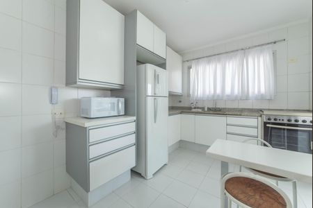 Apartamento à venda com 107m², 3 quartos e 2 vagasCozinha