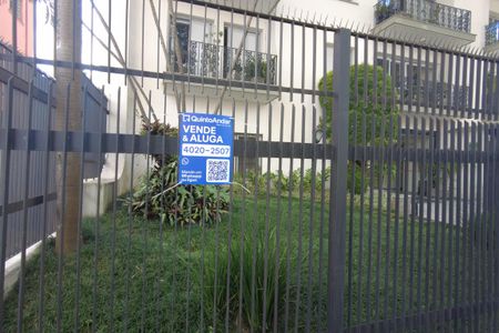 Apartamento à venda com 107m², 3 quartos e 2 vagasFachada e placa