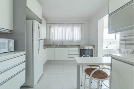 Apartamento à venda com 107m², 3 quartos e 2 vagasCozinha