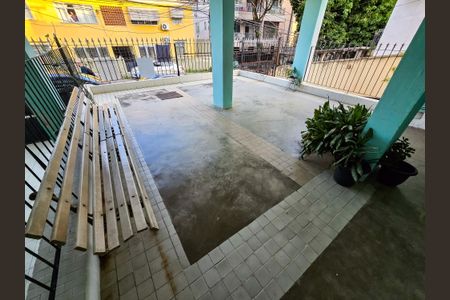 Apartamento à venda com 74m², 2 quartos e 1 vaga Apartamento à venda com 74m², 2 quartos e 1 vagaÁrea comum
