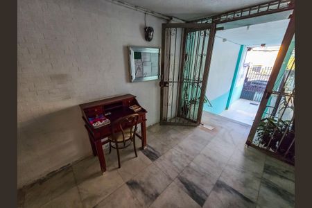 Apartamento à venda com 74m², 2 quartos e 1 vaga Apartamento à venda com 74m², 2 quartos e 1 vagaHall de entrada