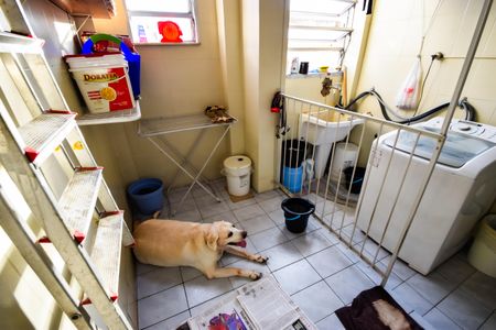 Apartamento à venda com 74m², 2 quartos e 1 vaga Apartamento à venda com 74m², 2 quartos e 1 vagaÁrea de Serviço