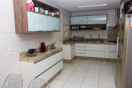 Apartamento à venda com 193m², 4 quartos e 3 vagasCozinha