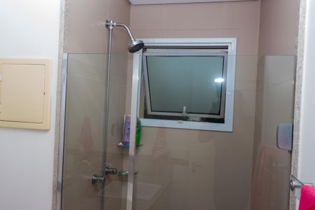 Apartamento à venda com 193m², 4 quartos e 3 vagasBanheiro da Suíte 2