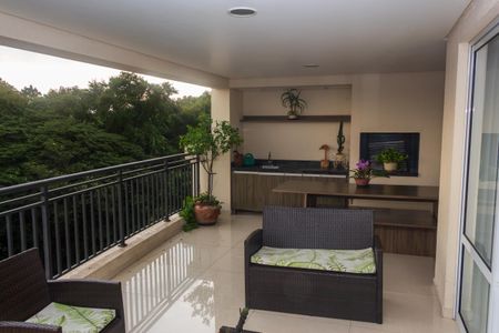 Apartamento à venda com 193m², 4 quartos e 3 vagasVaranda da Sala