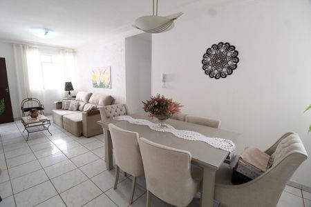 Apartamento para alugar com 116m², 3 quartos e 2 vagasSala