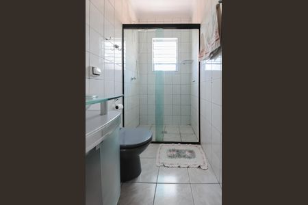 Casa à venda com 233m², 3 quartos e 2 vagasBanheiro Social