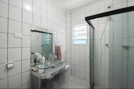 Casa à venda com 233m², 3 quartos e 2 vagasBanheiro Social 2