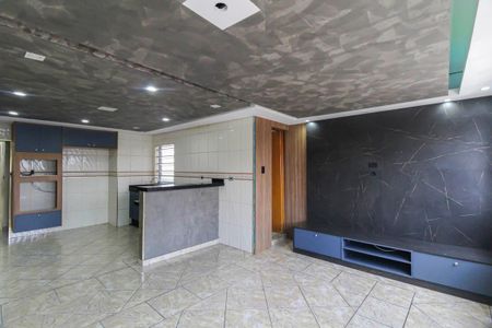 Casa à venda com 220m², 3 quartos e 1 vagaSala
