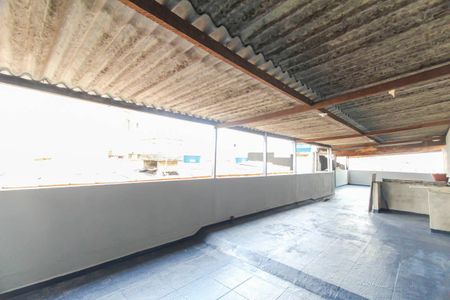 Casa à venda com 220m², 3 quartos e 1 vagaÁrea comum