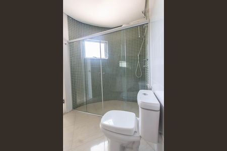 Casa à venda com 240m², 3 quartos e 3 vagas Casa à venda com 240m², 3 quartos e 3 vagasSuíte