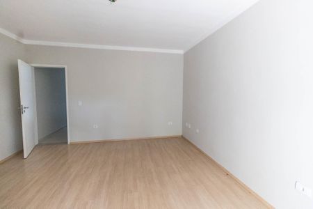 Casa à venda com 240m², 3 quartos e 3 vagas Casa à venda com 240m², 3 quartos e 3 vagasQuarto 1