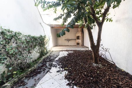 Casa à venda com 240m², 3 quartos e 3 vagas Casa à venda com 240m², 3 quartos e 3 vagasÁrea de serviço