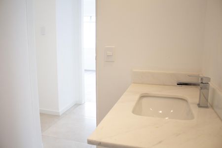 Apartamento à venda com 218m², 3 quartos e 1 vagaBanheiro Corredor