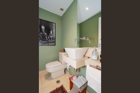 Apartamento para alugar com 210m², 3 quartos e 4 vagasLavabo