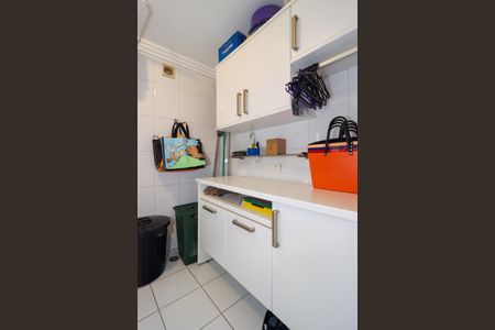 Apartamento para alugar com 210m², 3 quartos e 4 vagasÁrea de Serviço