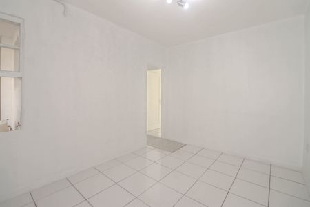 Apartamento para alugar com 68m², 3 quartos e sem vagaSala