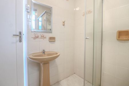 Apartamento para alugar com 68m², 3 quartos e sem vagaBanheiro