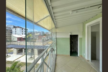 Casa de condomínio para alugar com 200m², 4 quartos e 2 vagasÁrea Externa