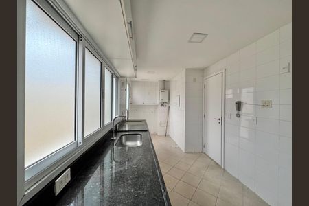 Casa de condomínio para alugar com 200m², 4 quartos e 2 vagasCozinha