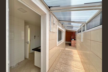 Casa de condomínio para alugar com 200m², 4 quartos e 2 vagasÁrea de Serviço