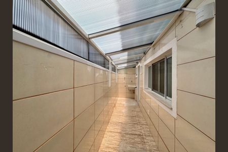 Casa de condomínio para alugar com 200m², 4 quartos e 2 vagasÁrea de Serviço