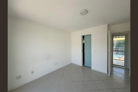 Casa de condomínio para alugar com 200m², 4 quartos e 2 vagasSuíte 3