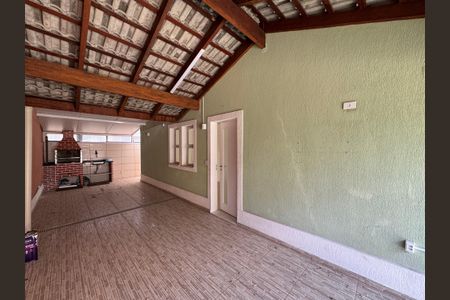 Casa de condomínio para alugar com 200m², 4 quartos e 2 vagasGaragem
