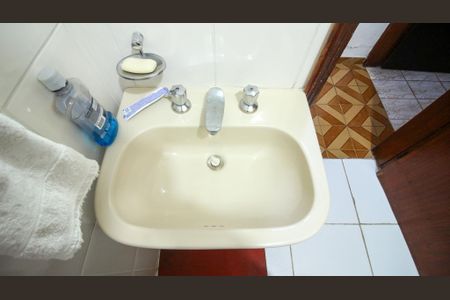 Casa à venda com 150m², 2 quartos e 2 vagasBanheiro