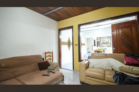 Casa à venda com 150m², 2 quartos e 2 vagasSala