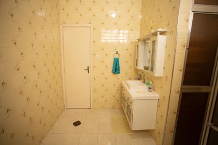 Apartamento à venda com 96m², 3 quartos e sem vaga Apartamento à venda com 96m², 3 quartos e sem vagaBANHEIRO