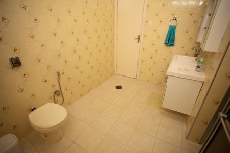 Apartamento à venda com 96m², 3 quartos e sem vaga Apartamento à venda com 96m², 3 quartos e sem vagaBANHEIRO