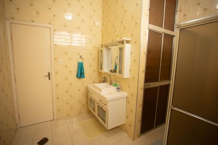 Apartamento à venda com 96m², 3 quartos e sem vaga Apartamento à venda com 96m², 3 quartos e sem vagaBANHEIRO