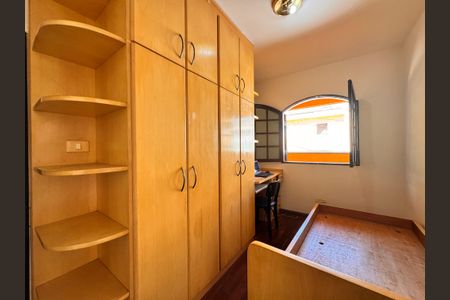 Casa para alugar com 350m², 3 quartos e 3 vagasQuarto 3