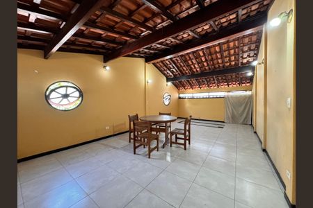 Casa para alugar com 350m², 3 quartos e 3 vagasSótão